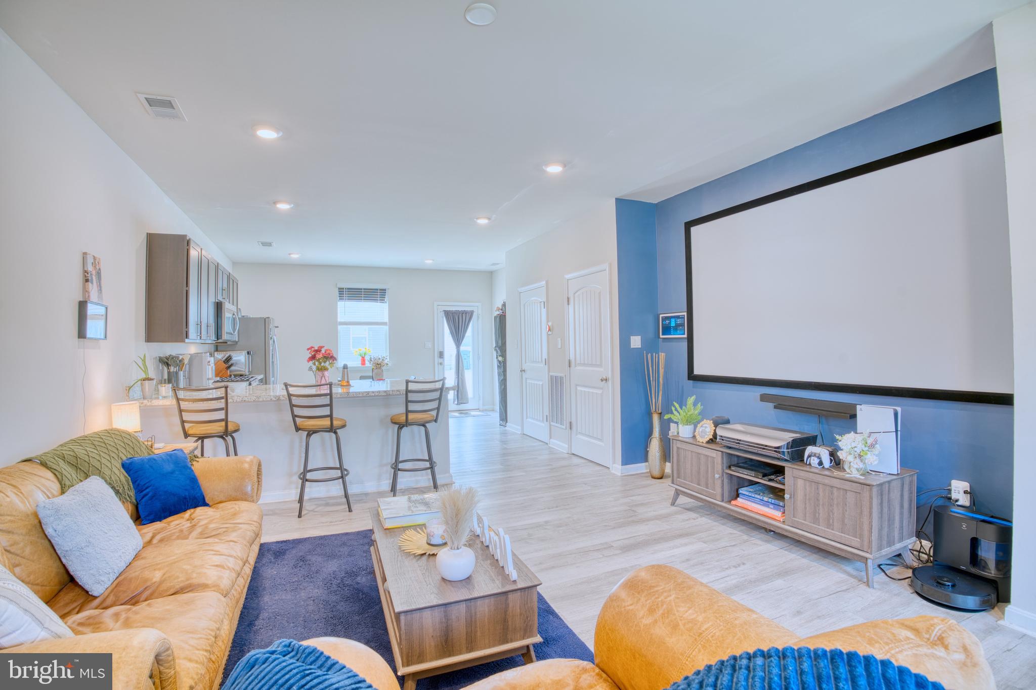 TIDBURY CROSSING - Residential