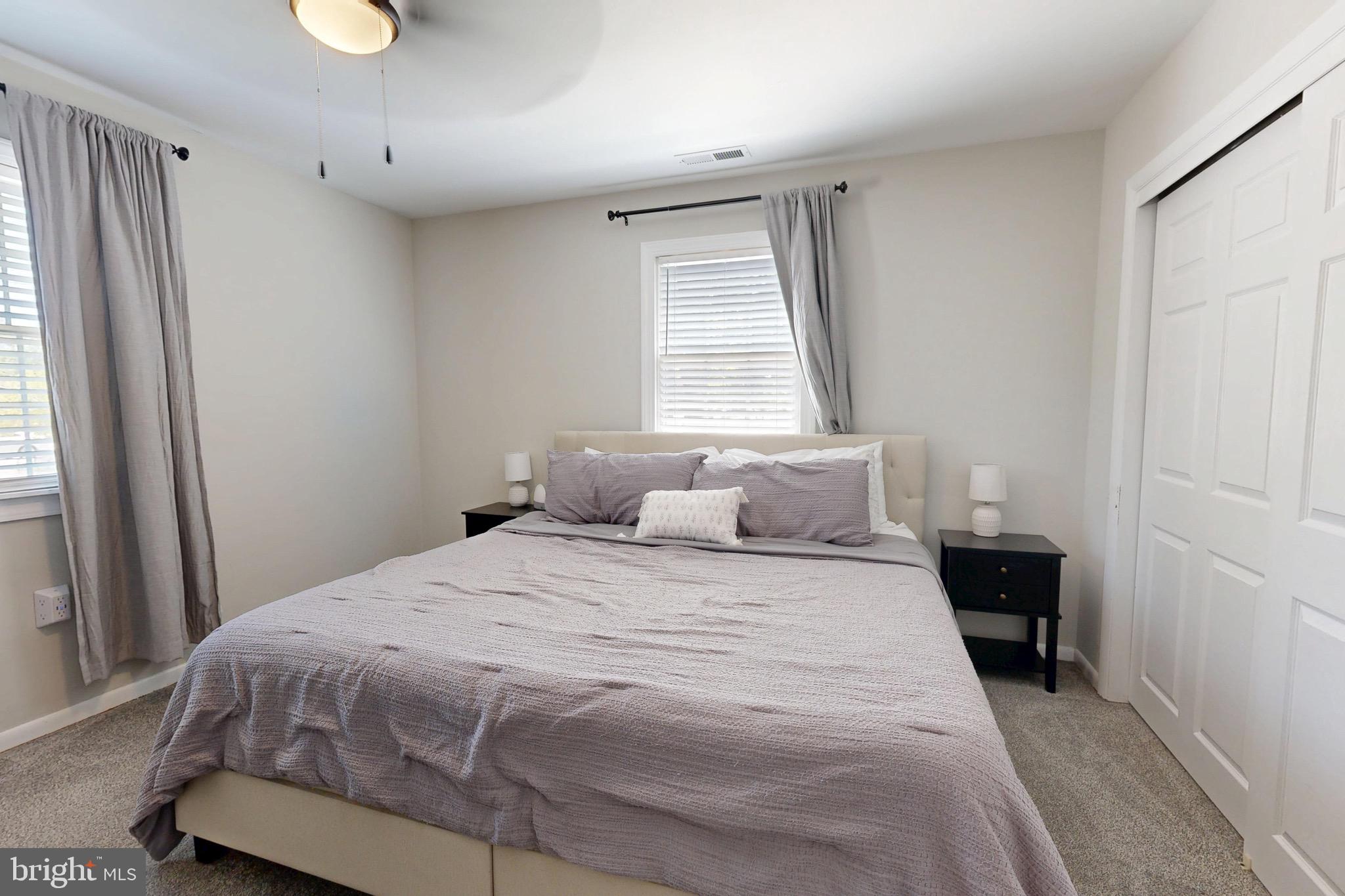 CENTREVILLE - Residential