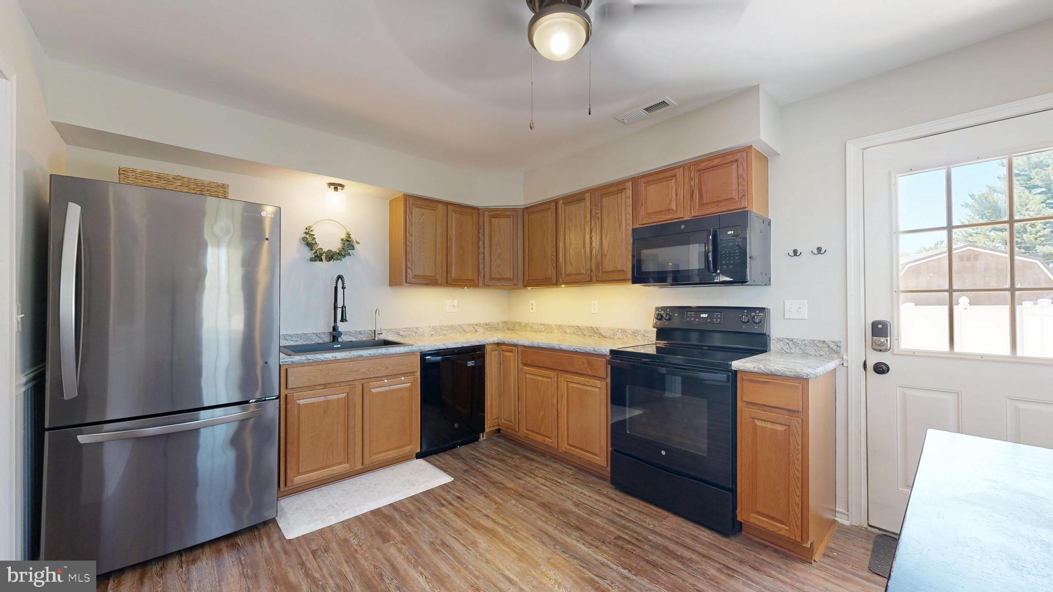 CENTREVILLE - Residential
