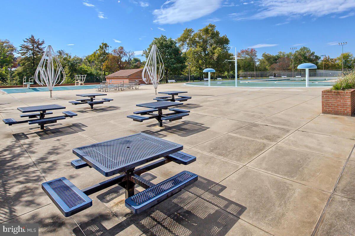 FAIRFIELD - Residential