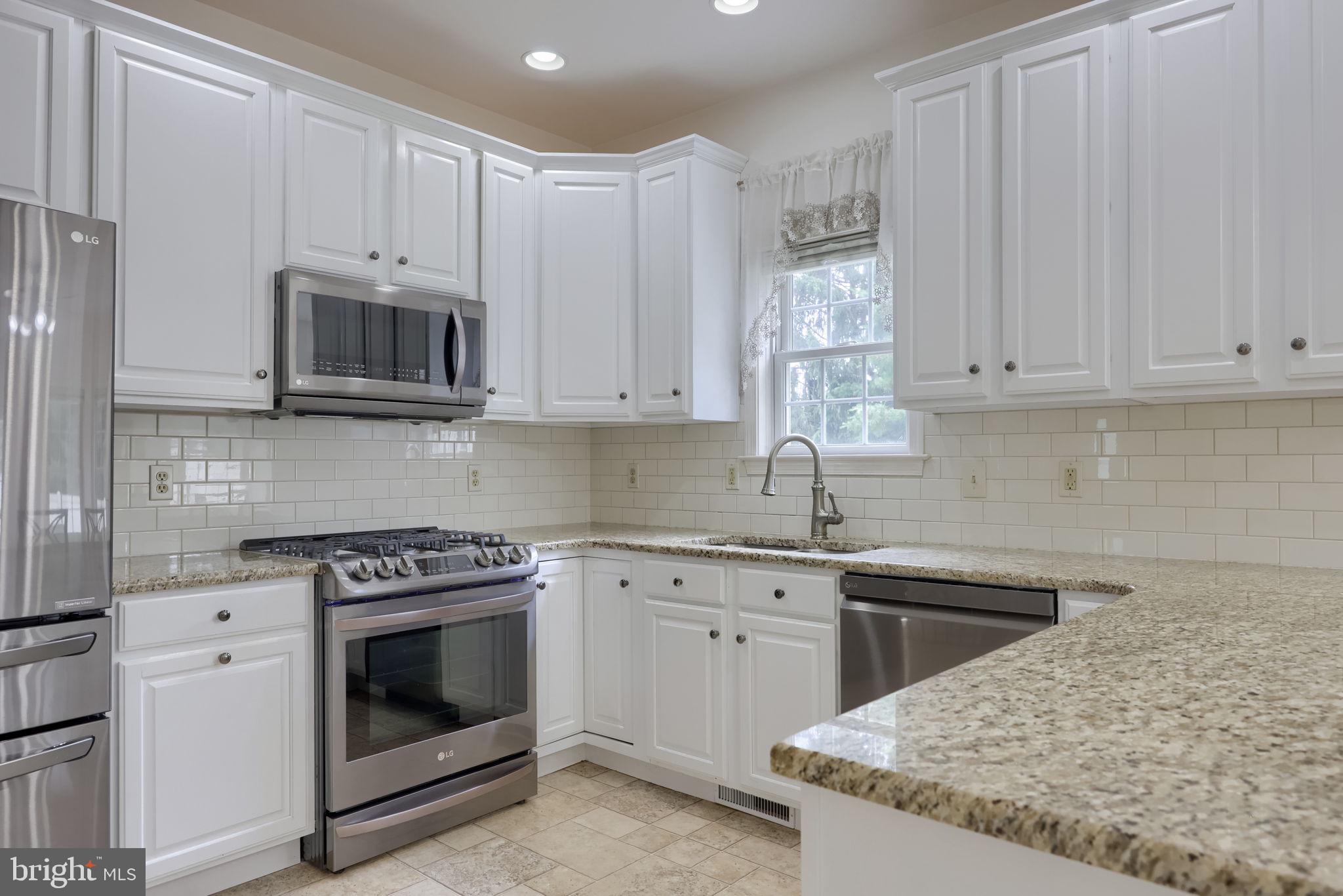 LANDIS CROSSING - Residential