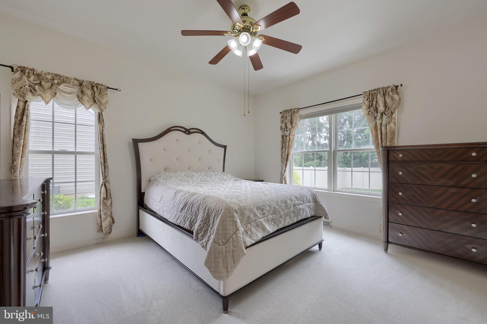 LANDIS CROSSING - Residential