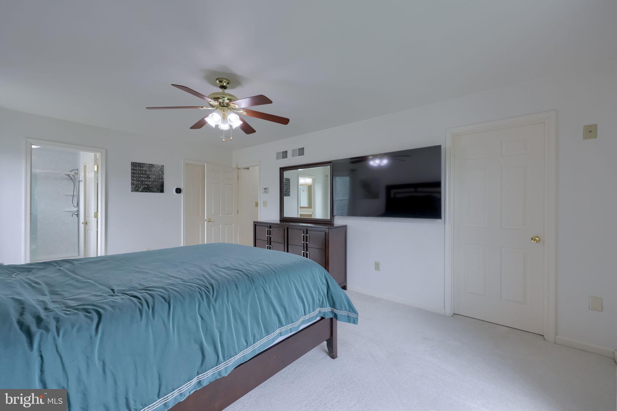 LANDIS CROSSING - Residential