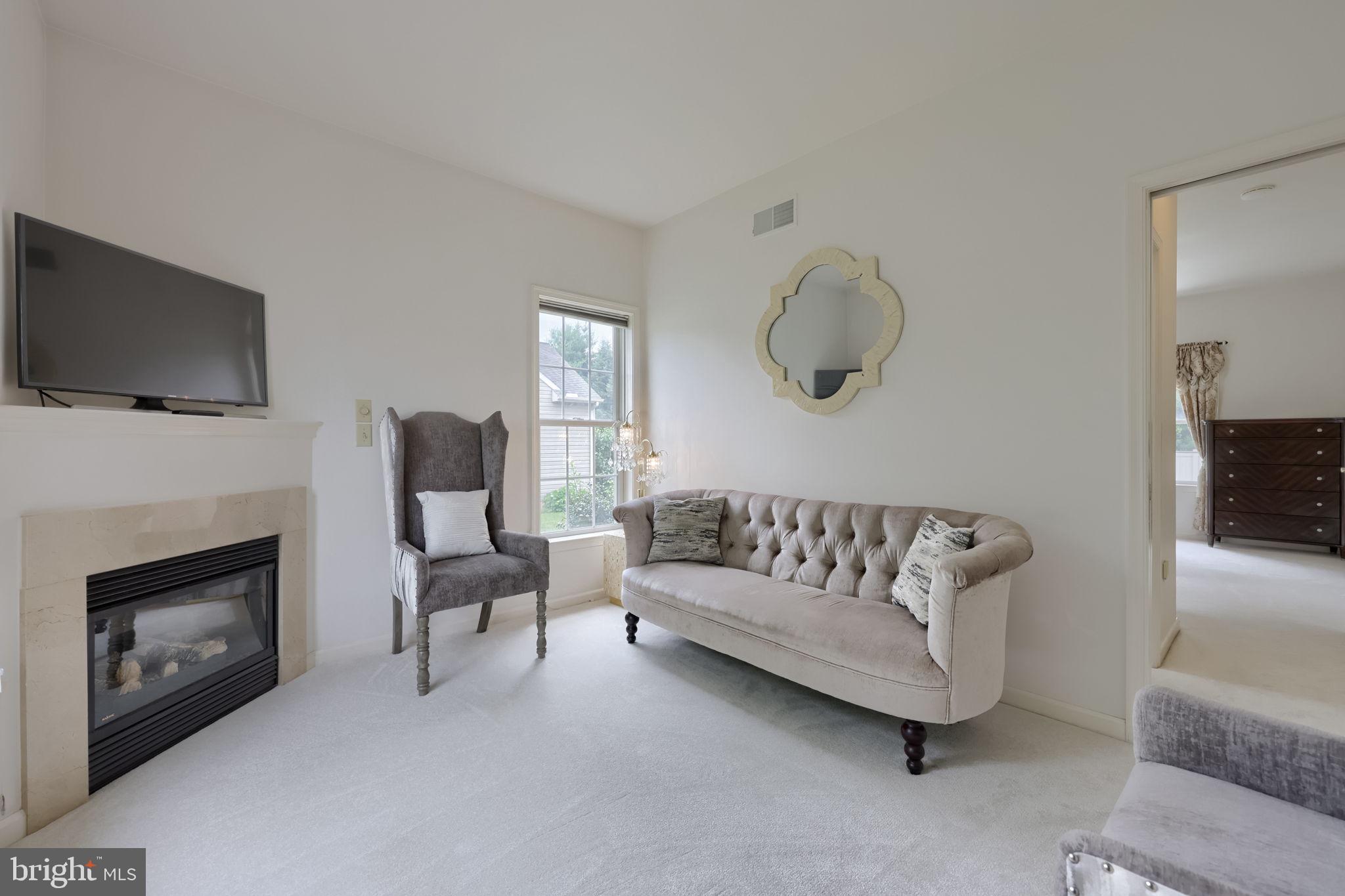 LANDIS CROSSING - Residential