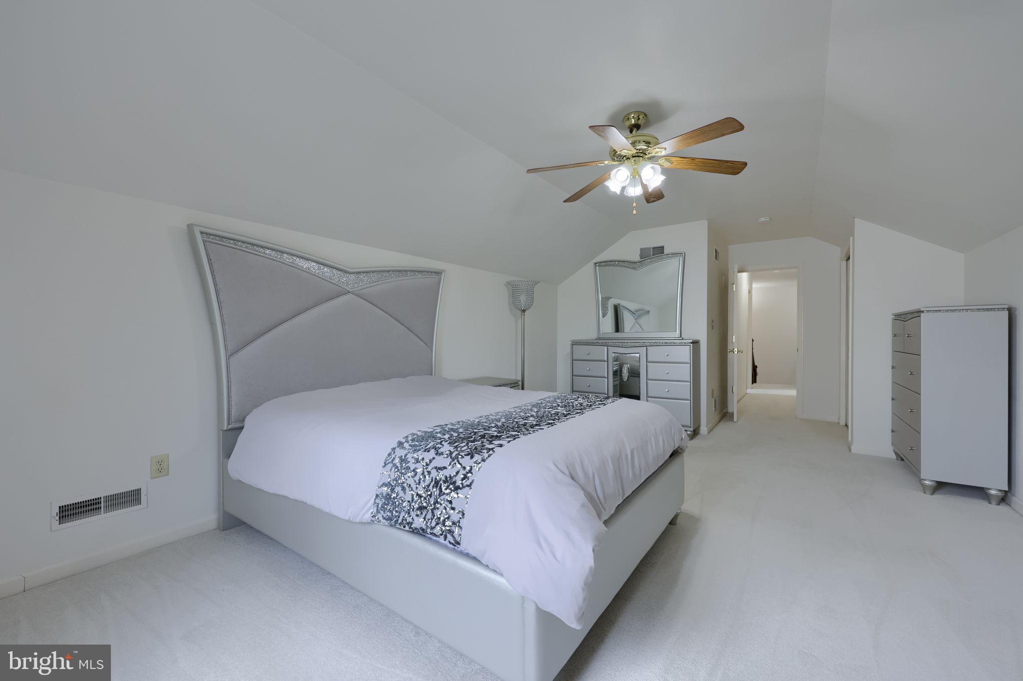 LANDIS CROSSING - Residential