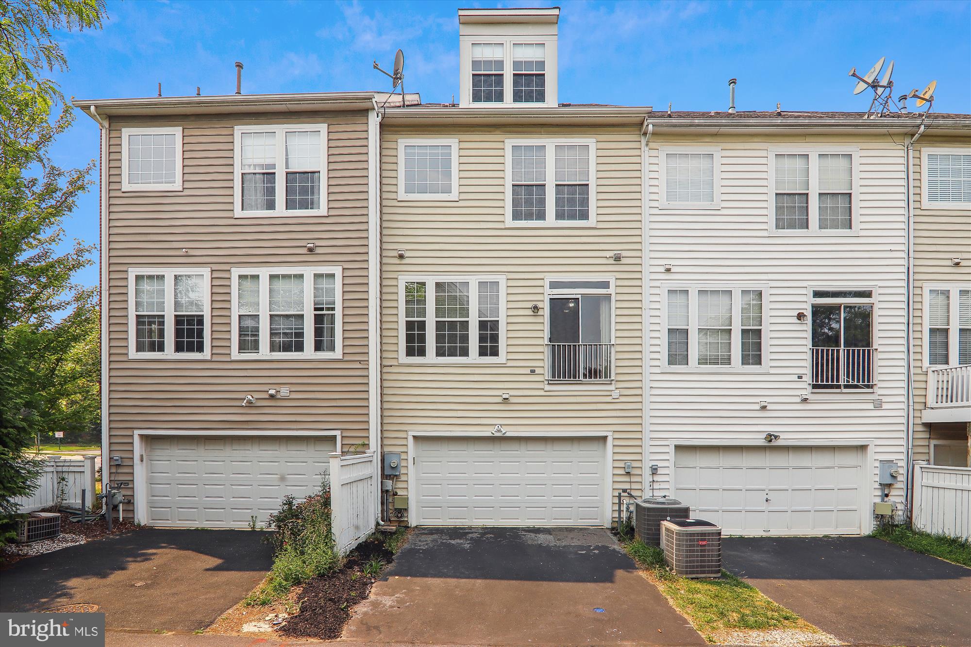 KING FARM - Residential Lease