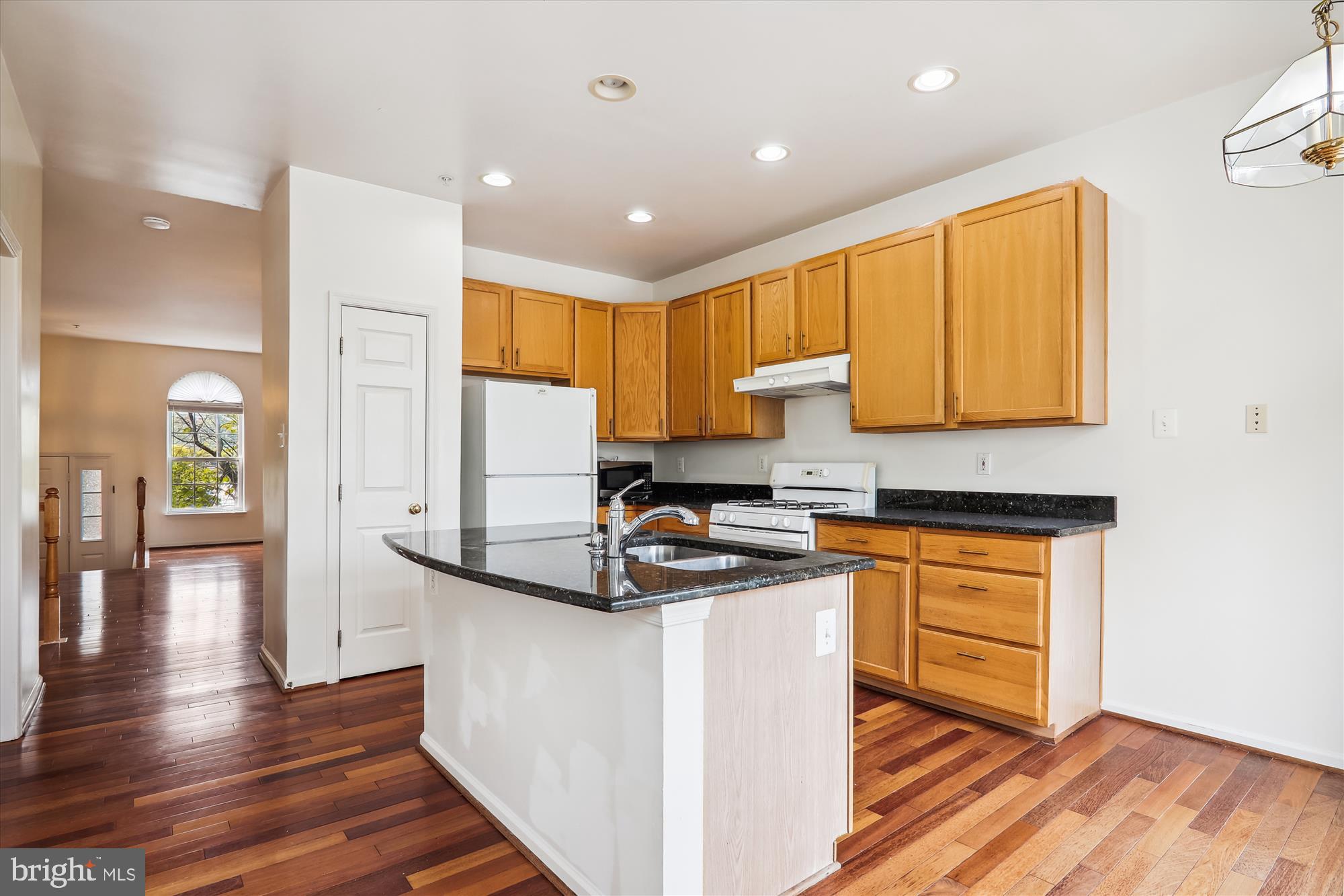 KING FARM - Residential Lease