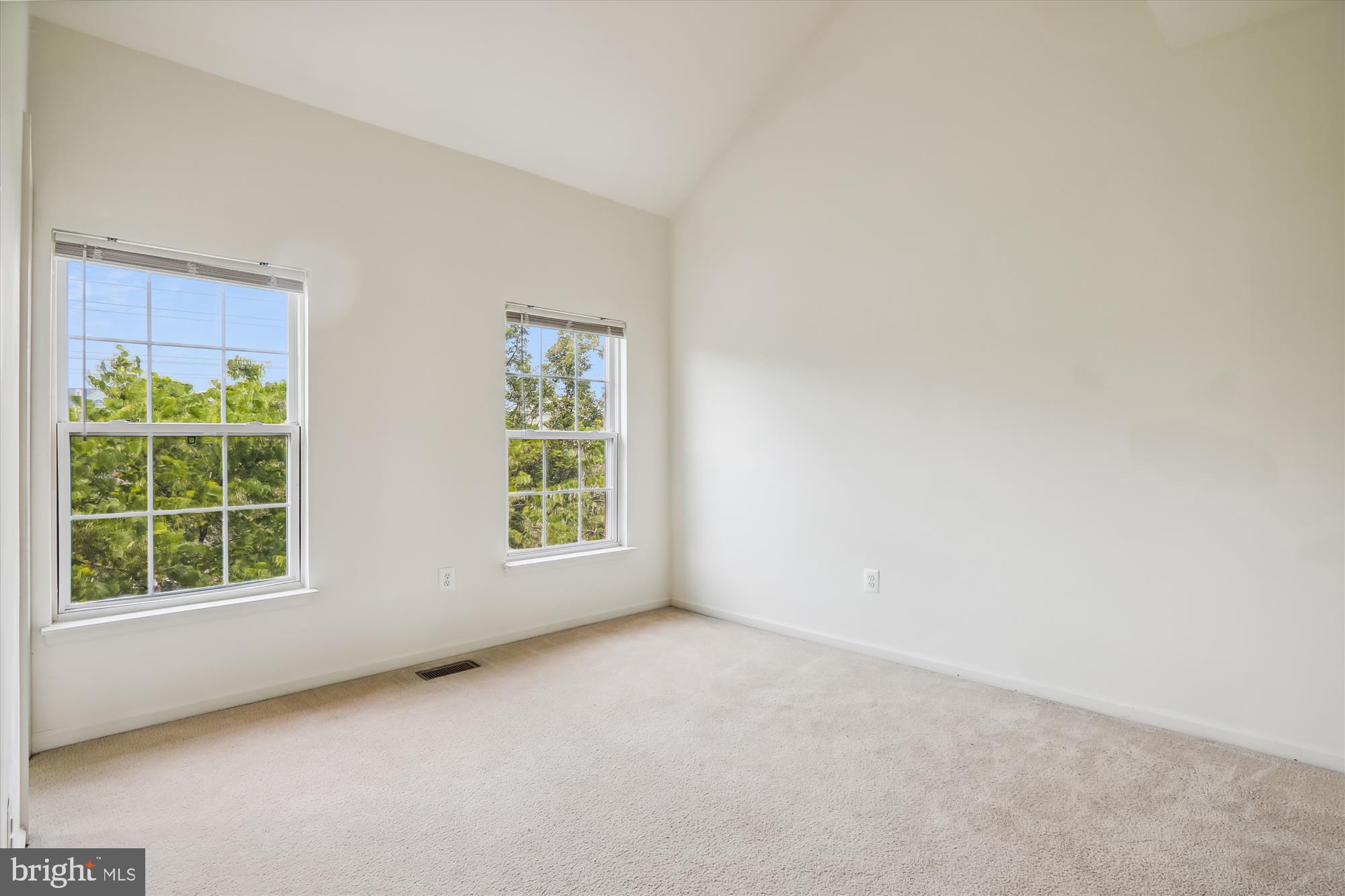 KING FARM - Residential Lease