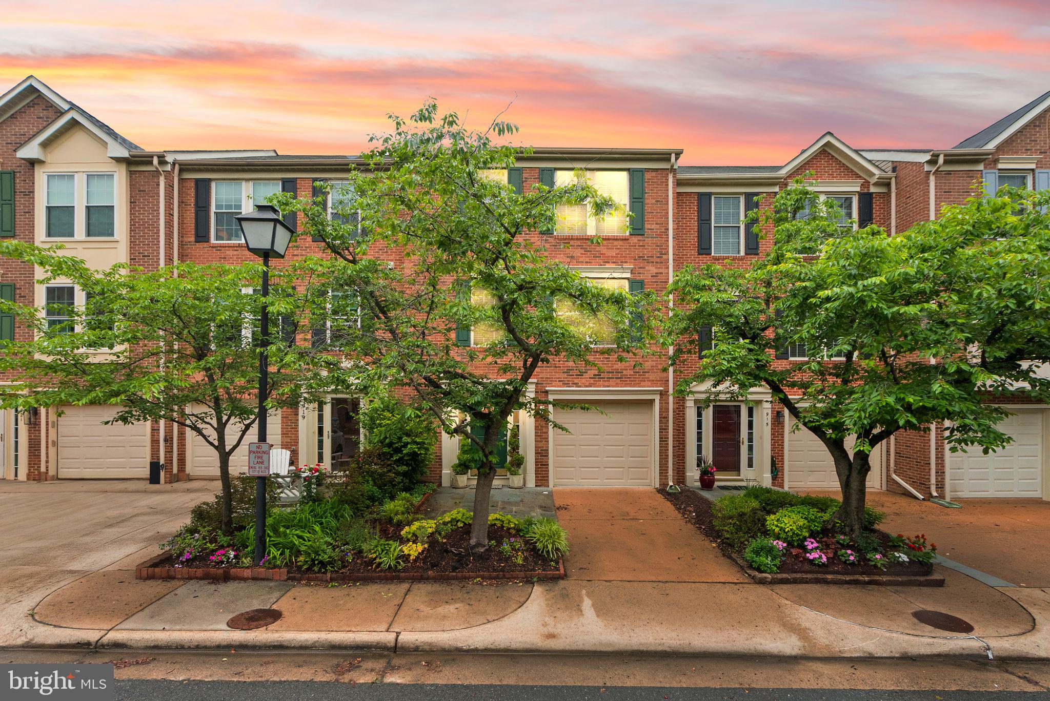 POWHATAN PLACE - Residential
