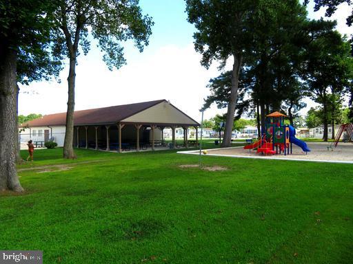 WHITE HORSE PARK I - Residential