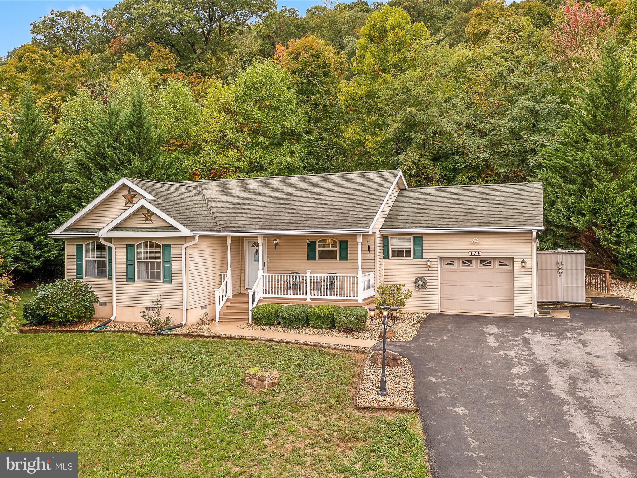 SOUTHRIDGE - Residential