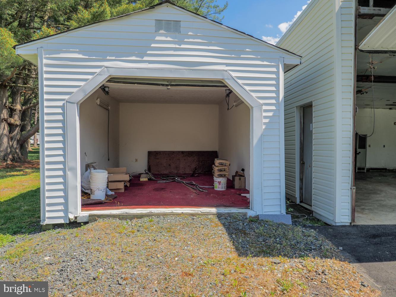 CLEARVIEW - Commercial Sale