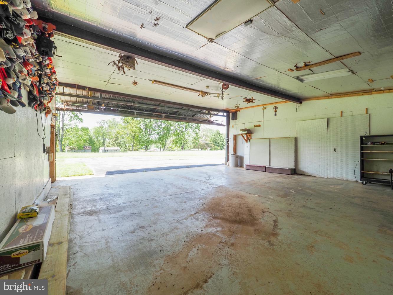 CLEARVIEW - Commercial Sale