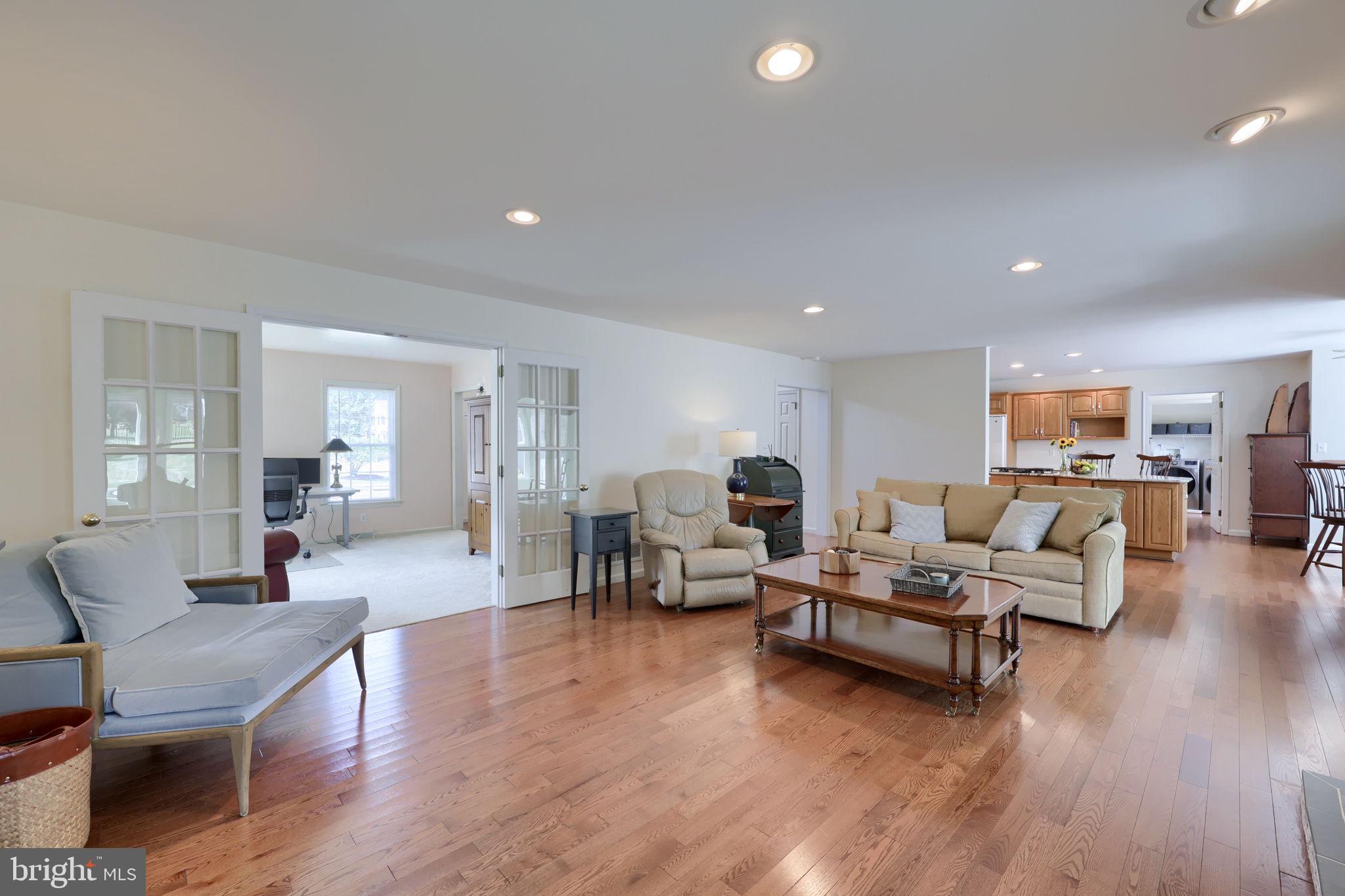SYCAMORE ACRES - Residential