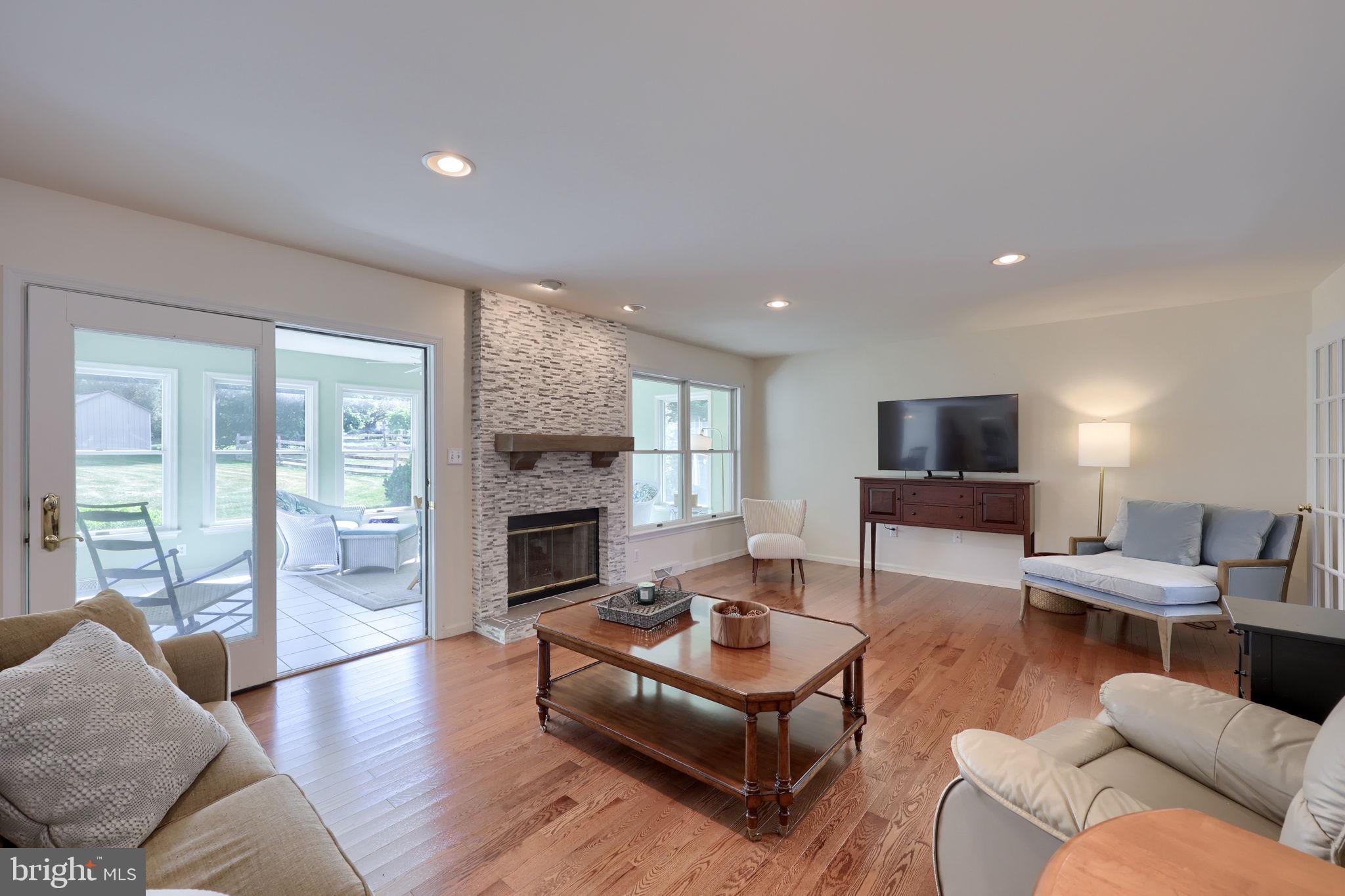 SYCAMORE ACRES - Residential