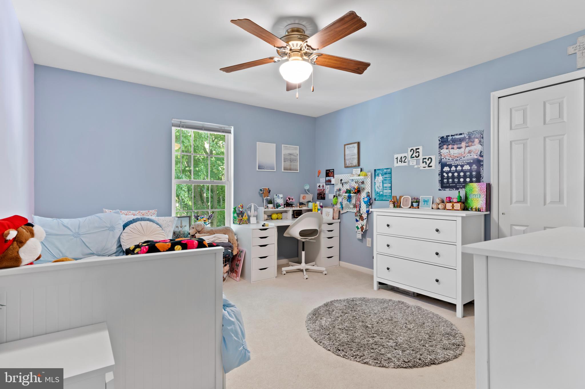 WESTWOOD HILLS - Residential