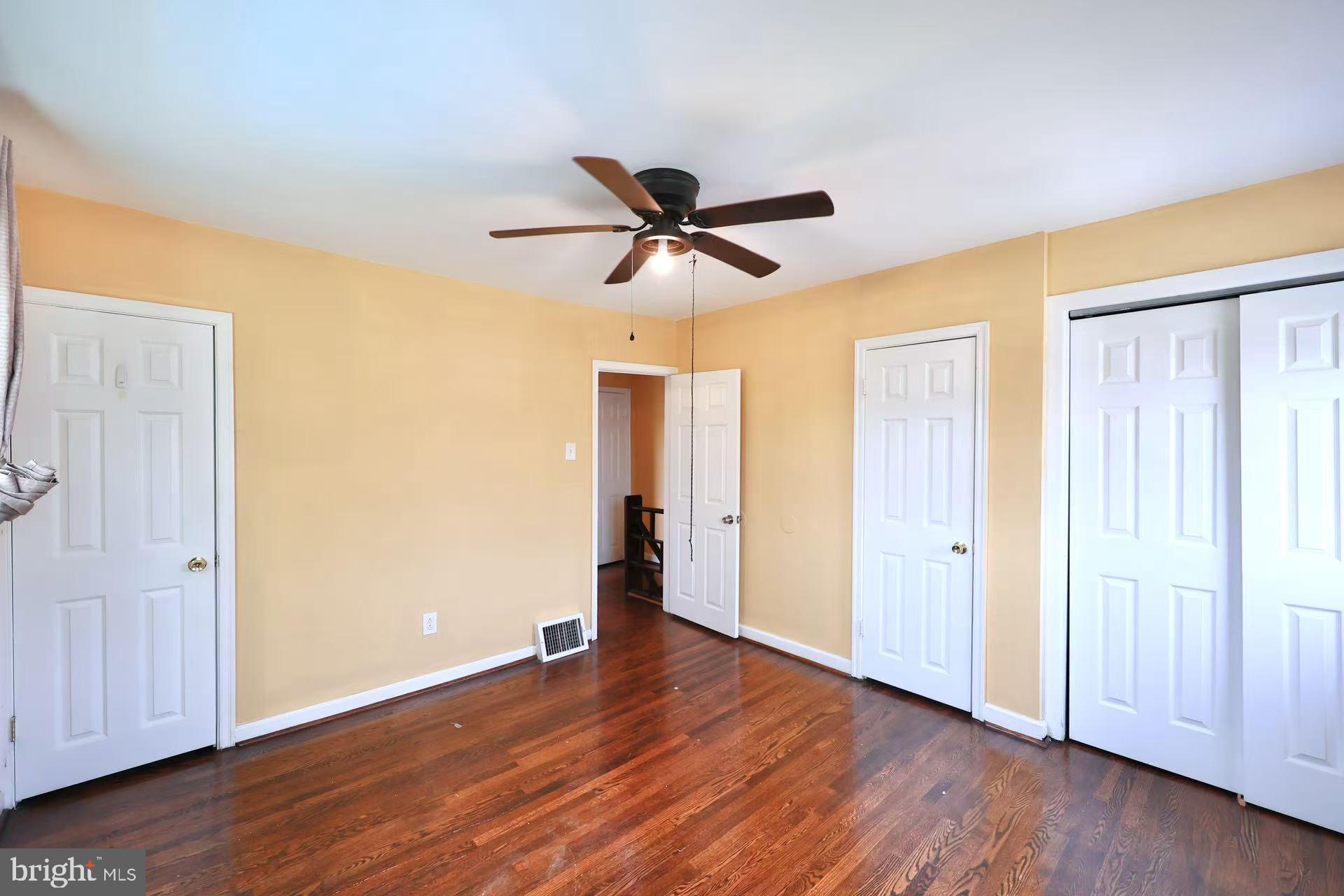 HOLMESBURG - Residential