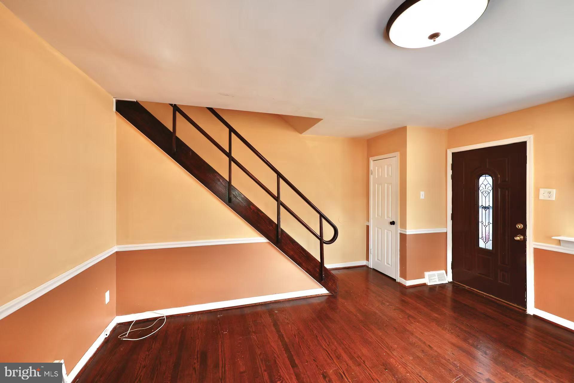 HOLMESBURG - Residential