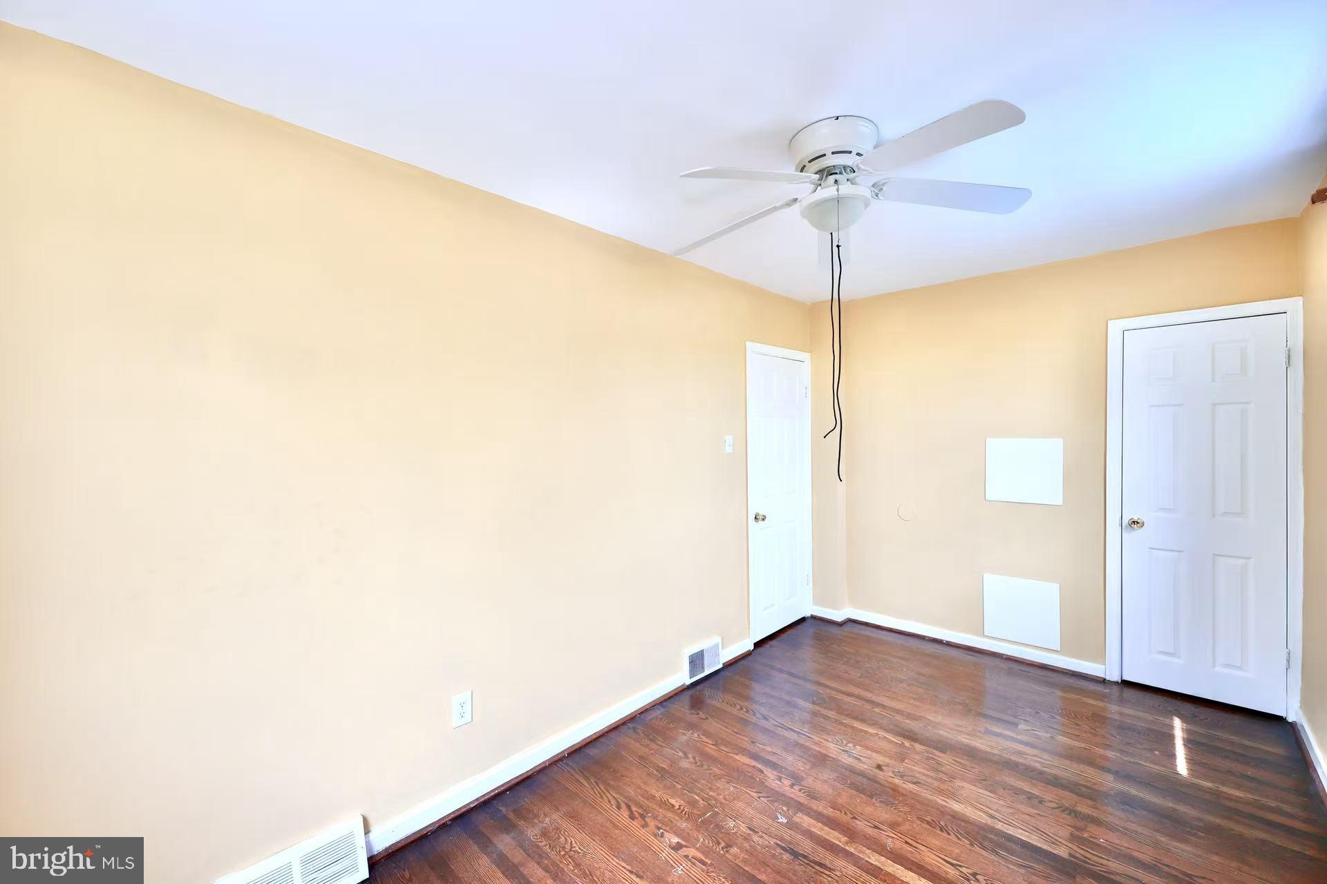 HOLMESBURG - Residential
