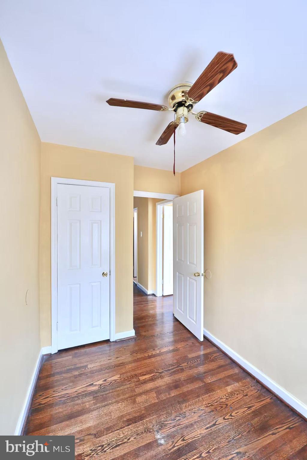 HOLMESBURG - Residential
