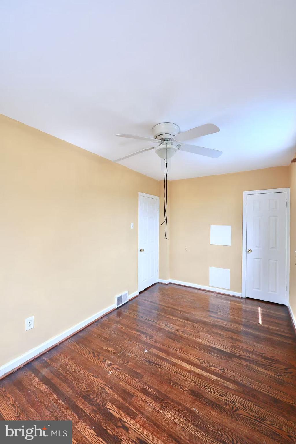HOLMESBURG - Residential