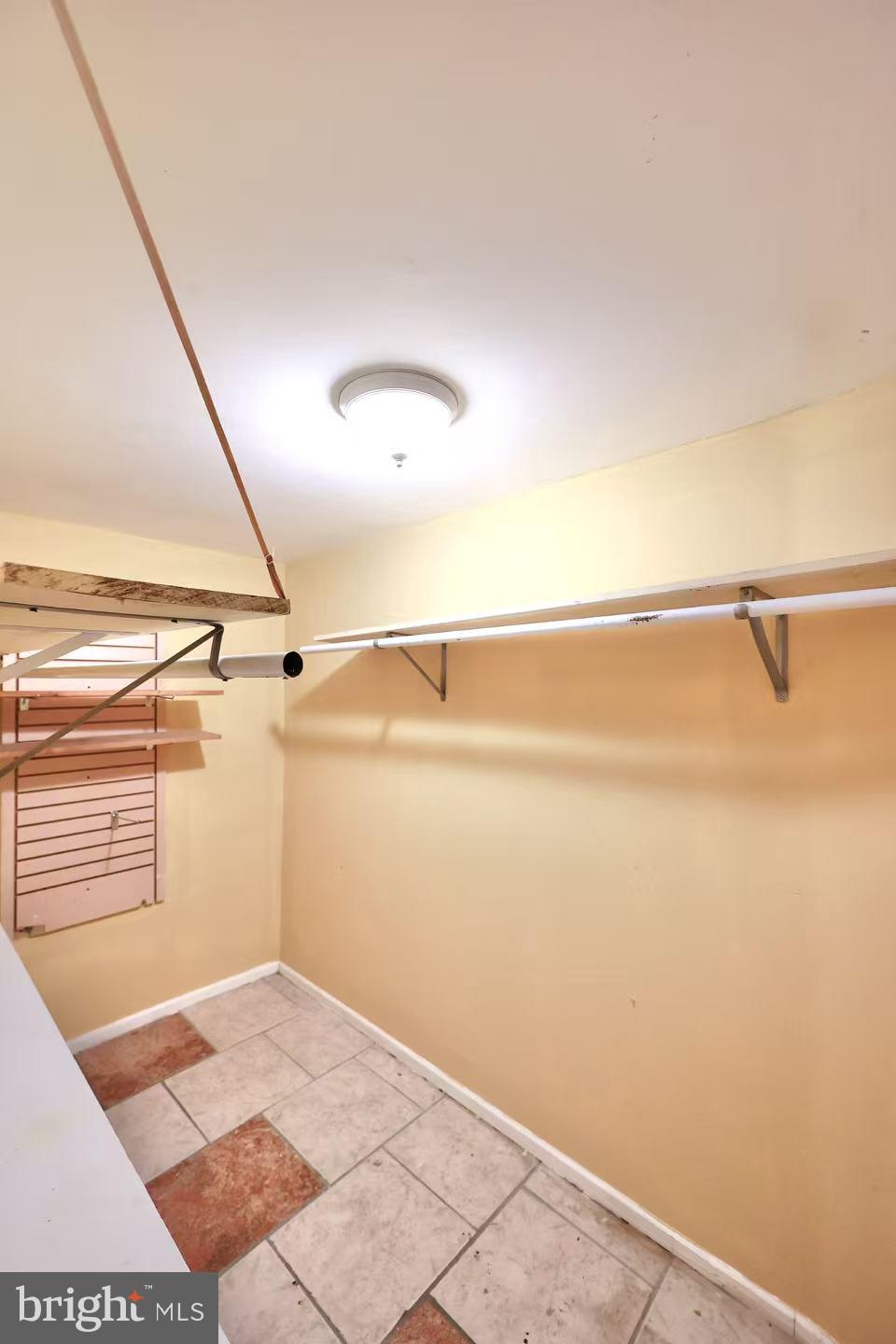 HOLMESBURG - Residential