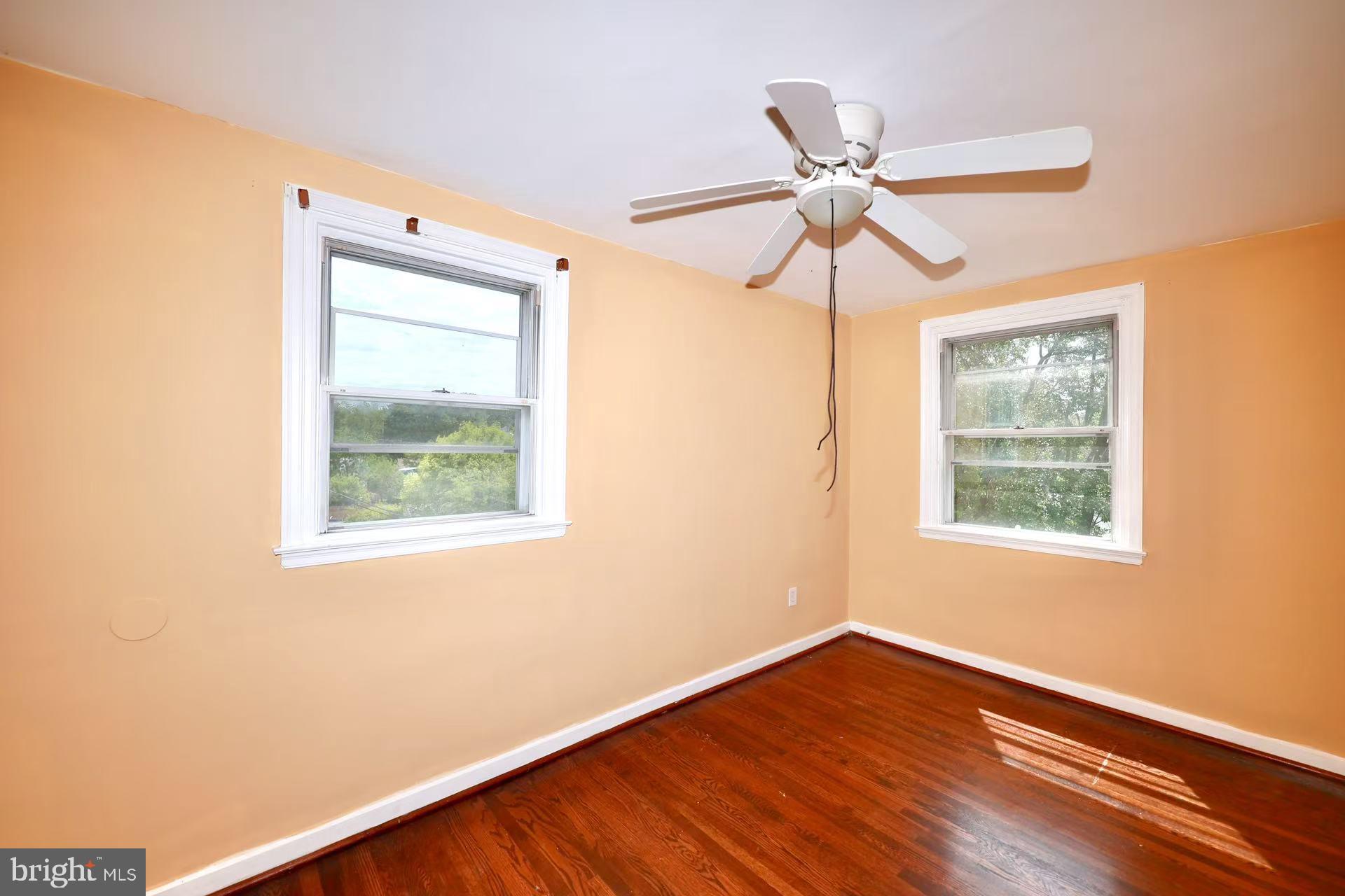HOLMESBURG - Residential