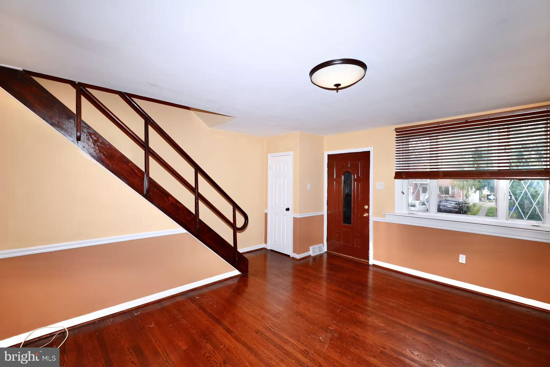 HOLMESBURG - Residential