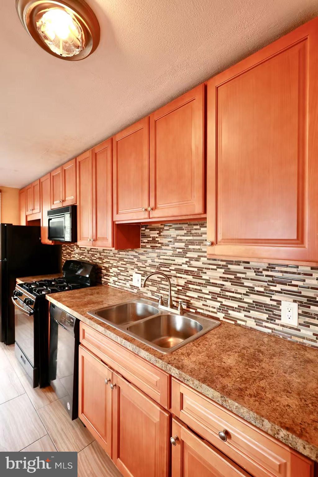 HOLMESBURG - Residential