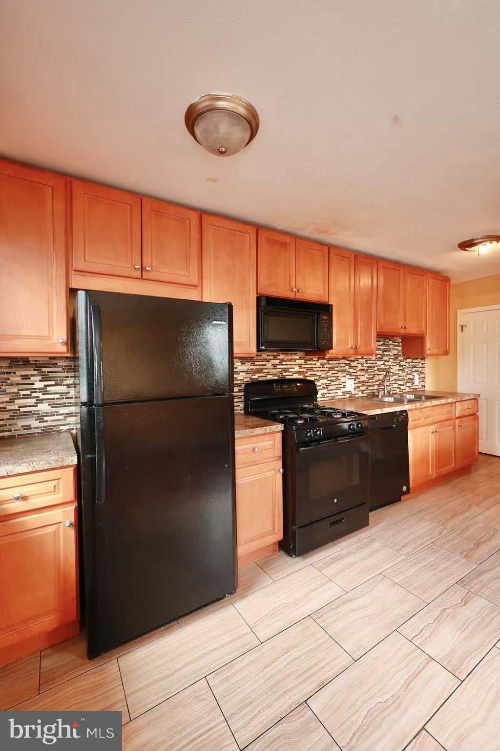 HOLMESBURG - Residential