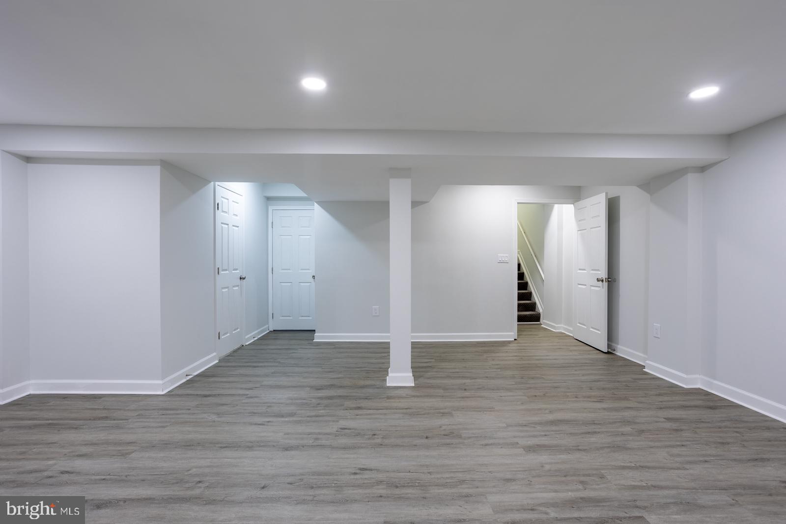 VILLAGE OF OWEN BROWN - Residential