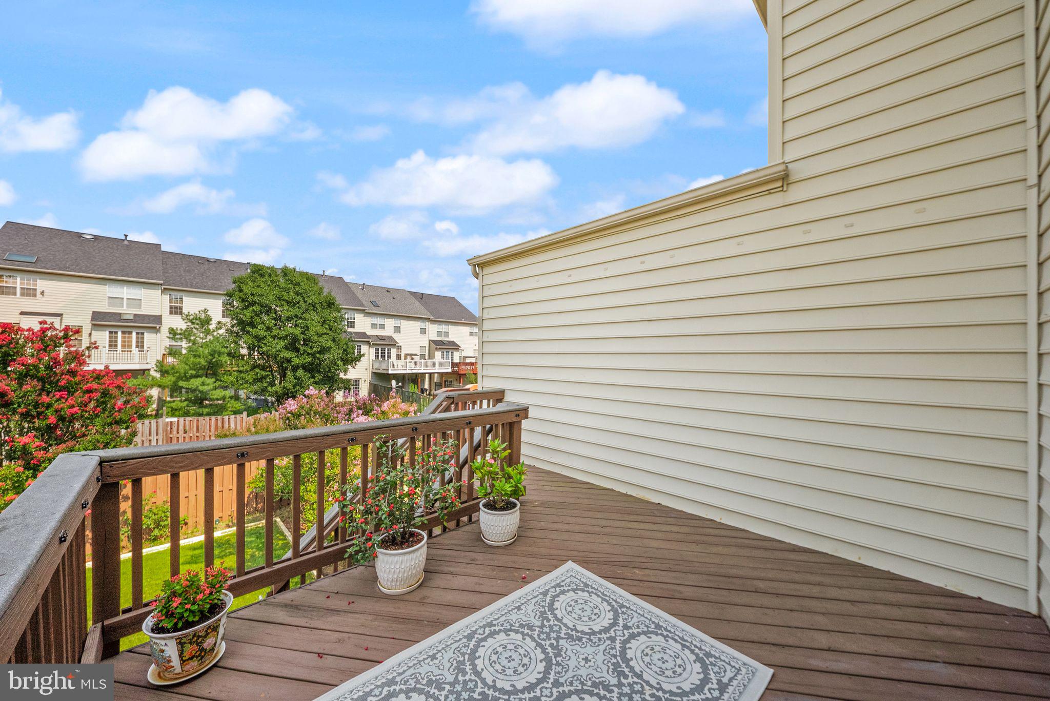SOUTH RIDING - Residential