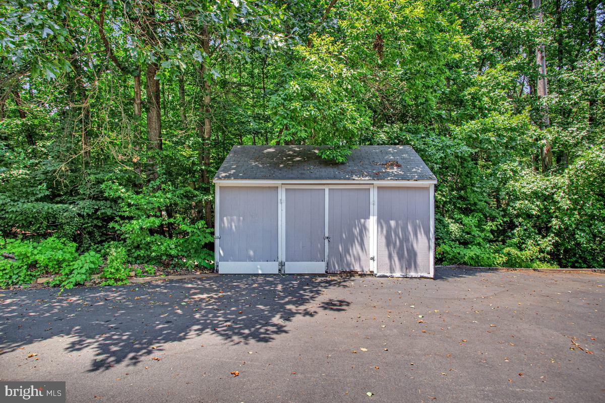 WOODED VALLEY ESTATES - Residential
