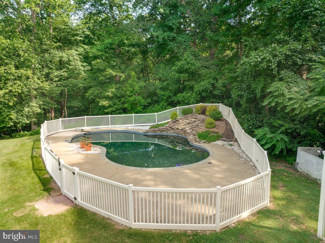 WOODED VALLEY ESTATES - Residential