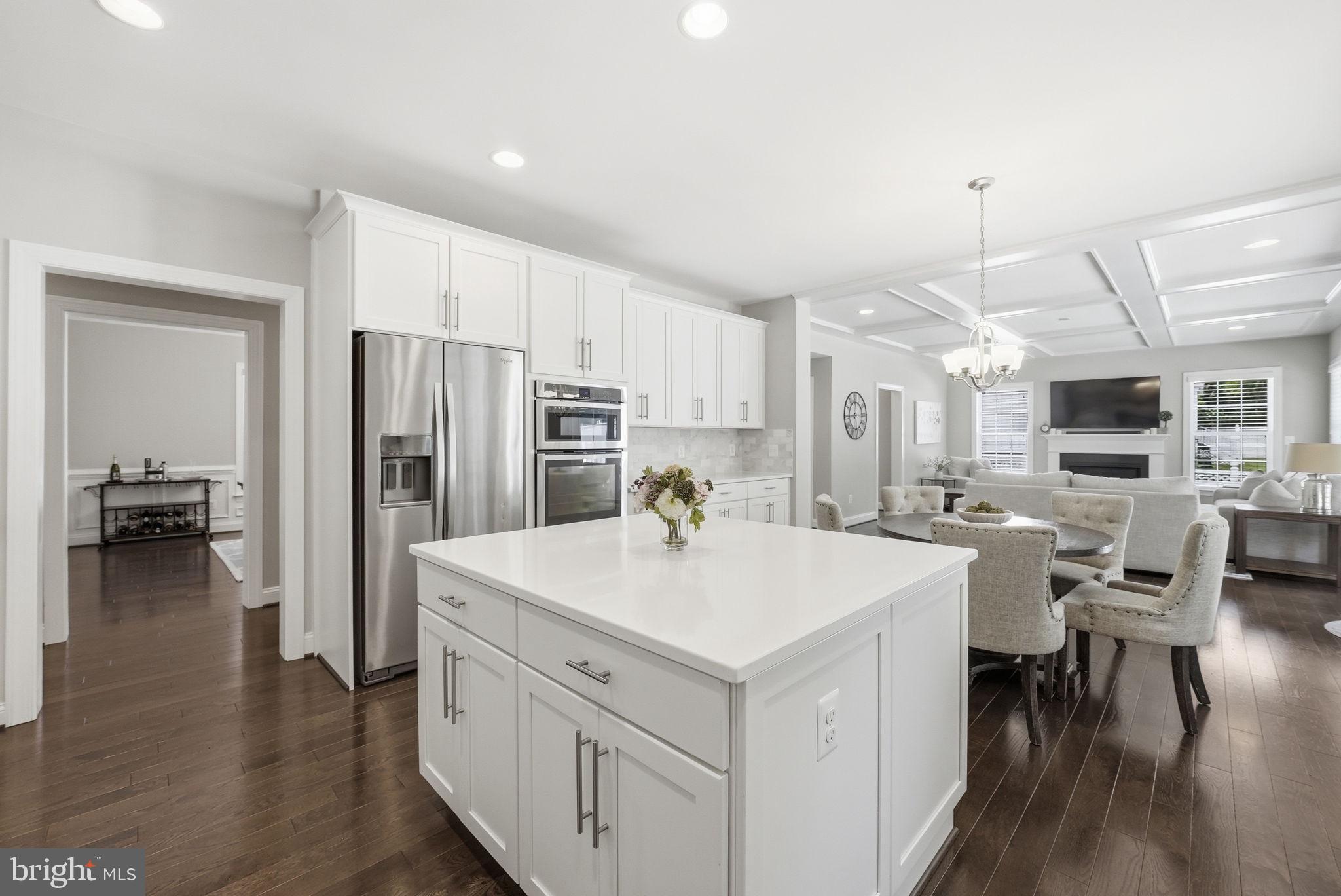 FAIRFAX ACRES - Residential