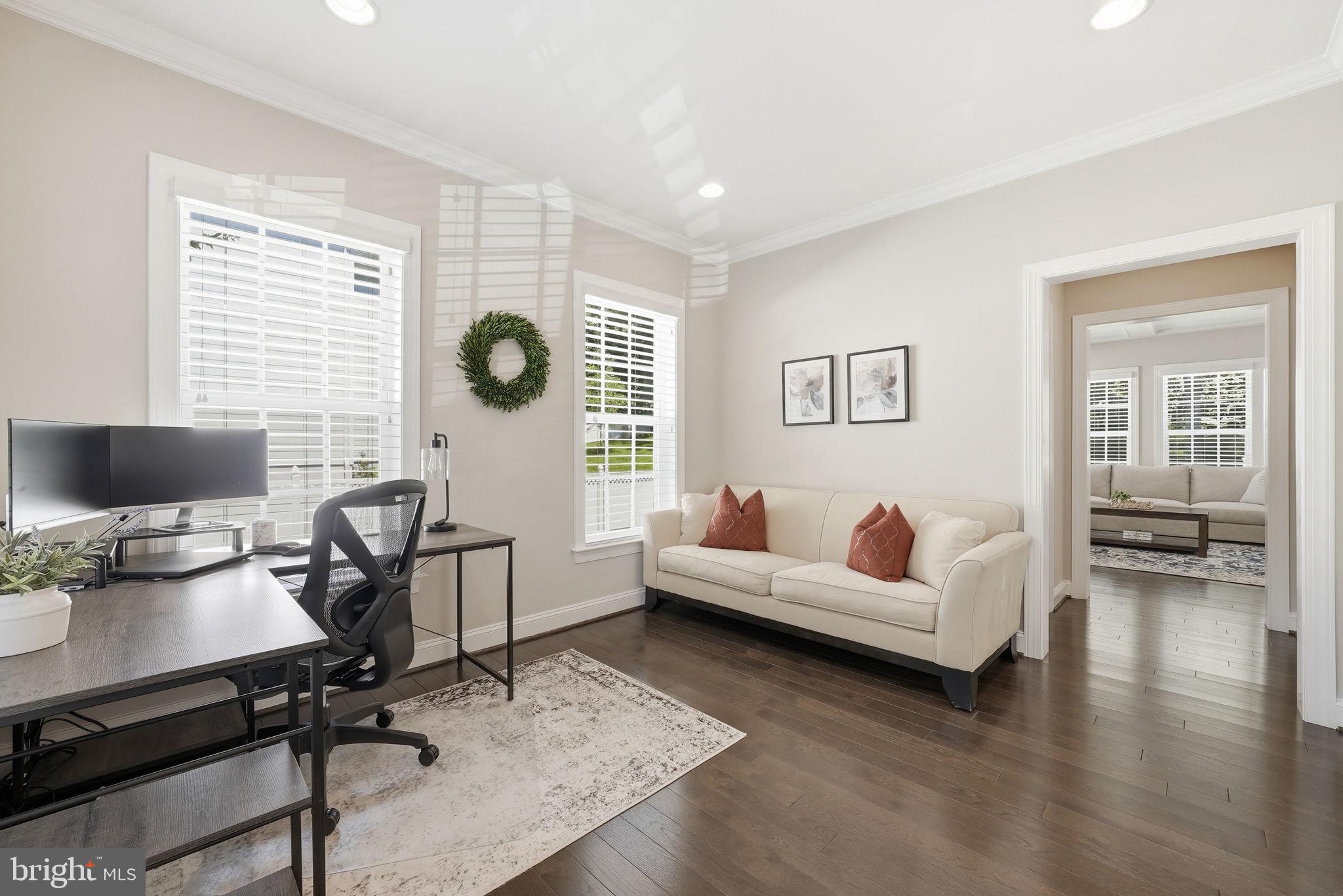FAIRFAX ACRES - Residential