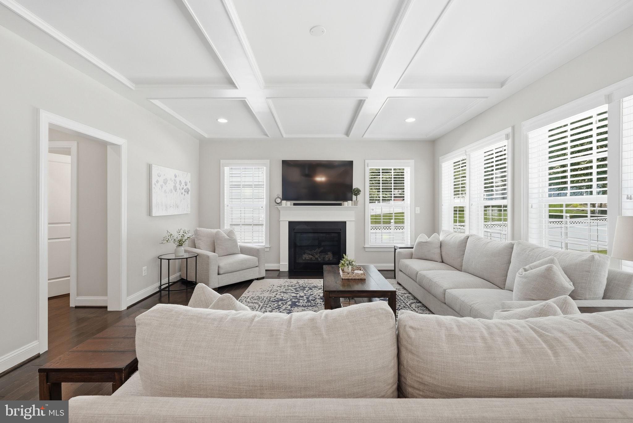 FAIRFAX ACRES - Residential