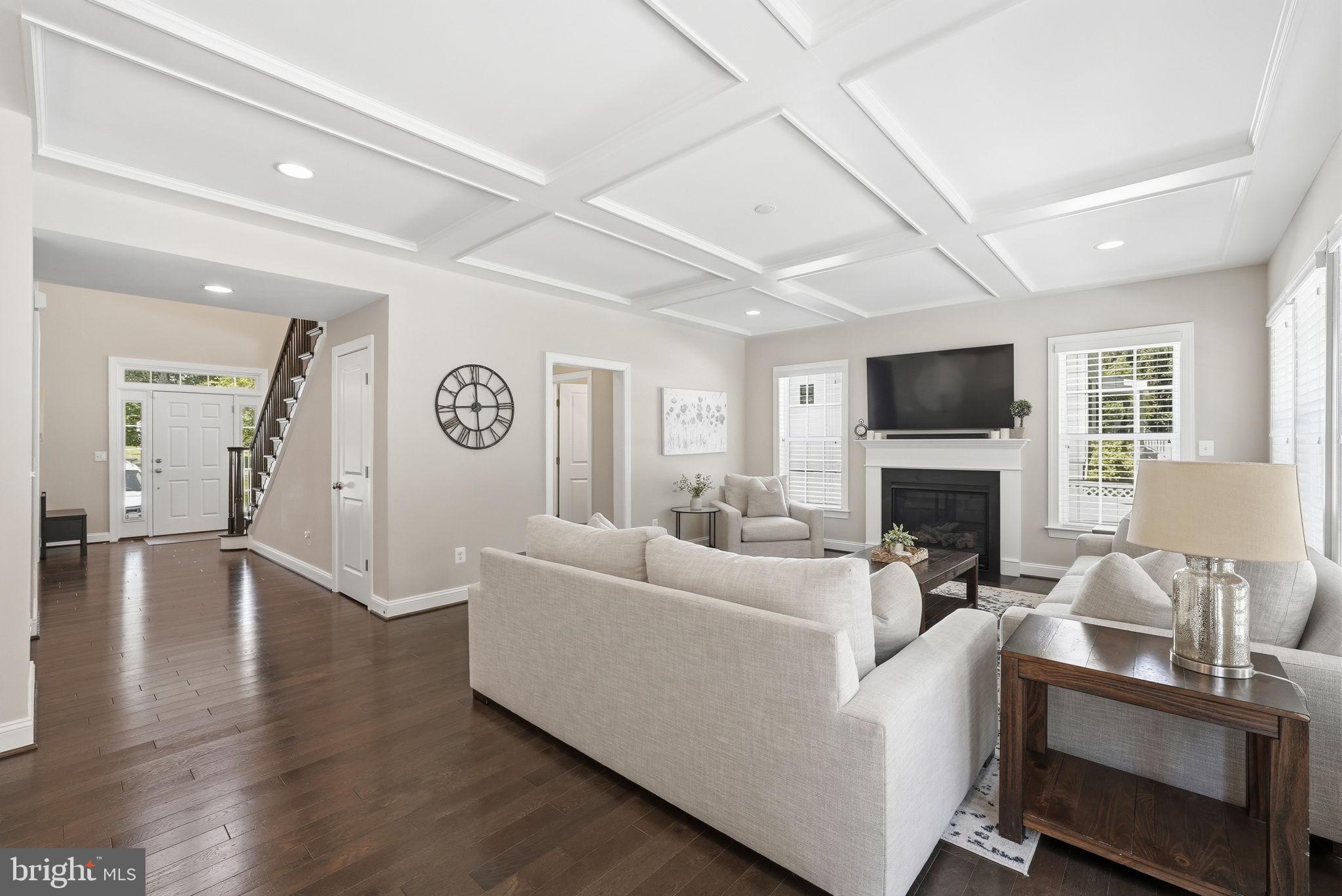 FAIRFAX ACRES - Residential