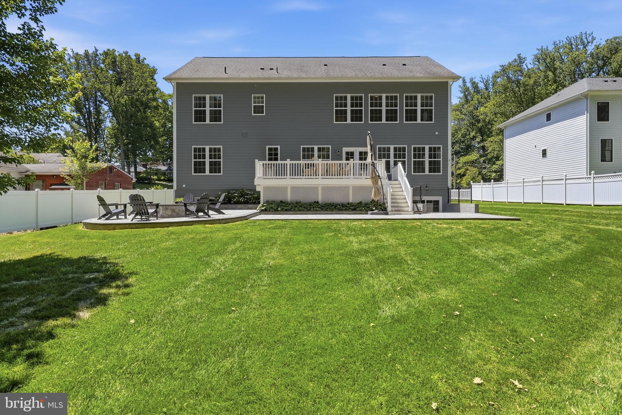 FAIRFAX ACRES - Residential