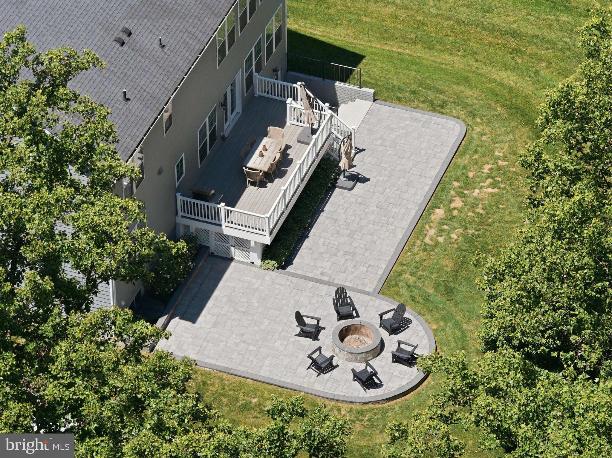 FAIRFAX ACRES - Residential