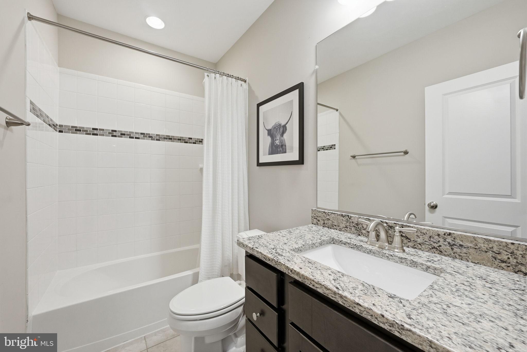 FAIRFAX ACRES - Residential