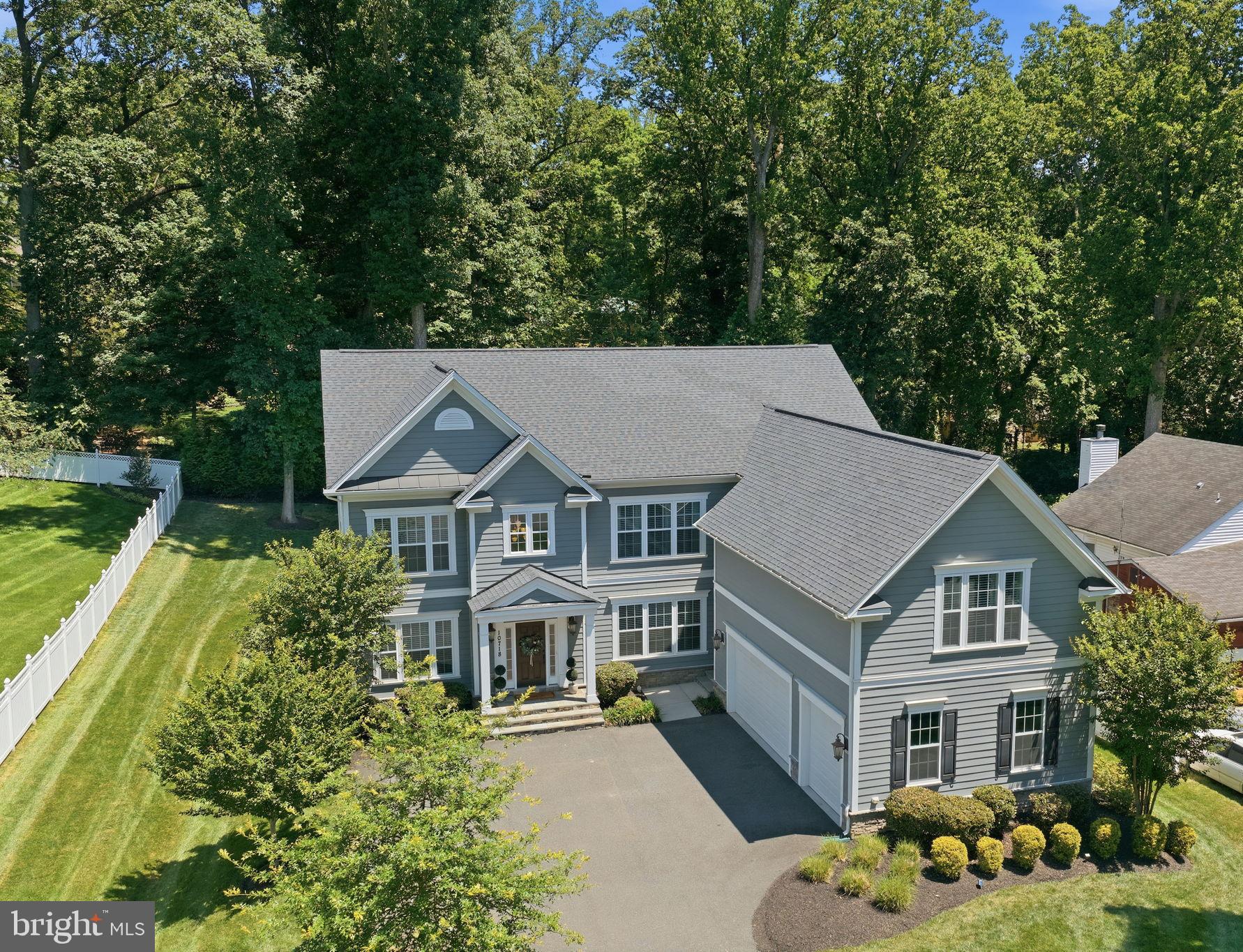 FAIRFAX ACRES - Residential