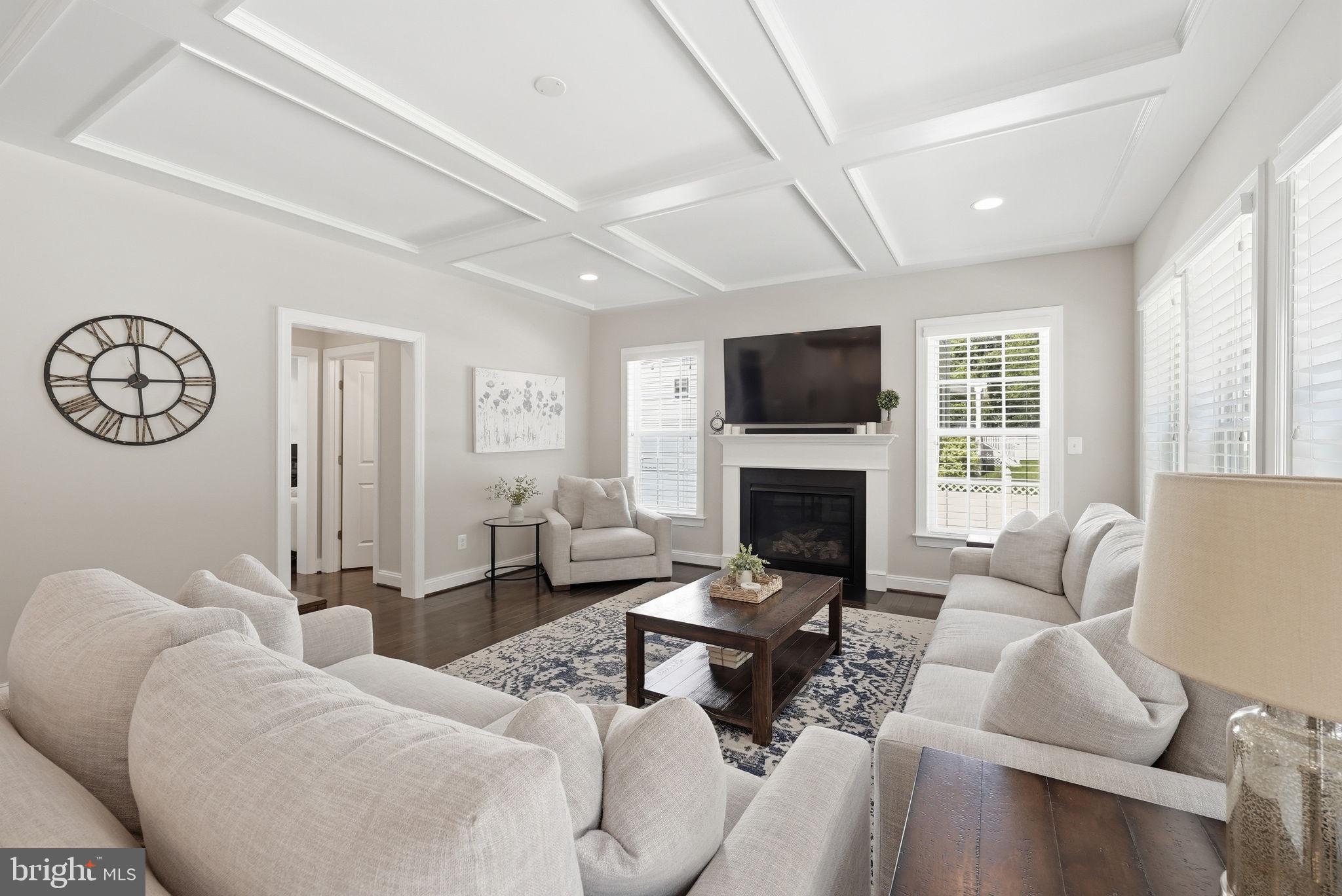 FAIRFAX ACRES - Residential