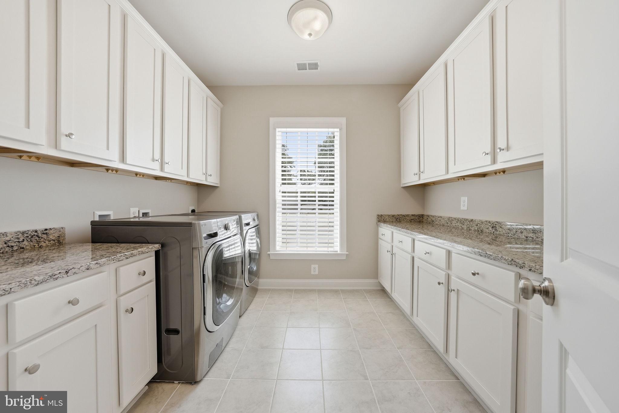 FAIRFAX ACRES - Residential