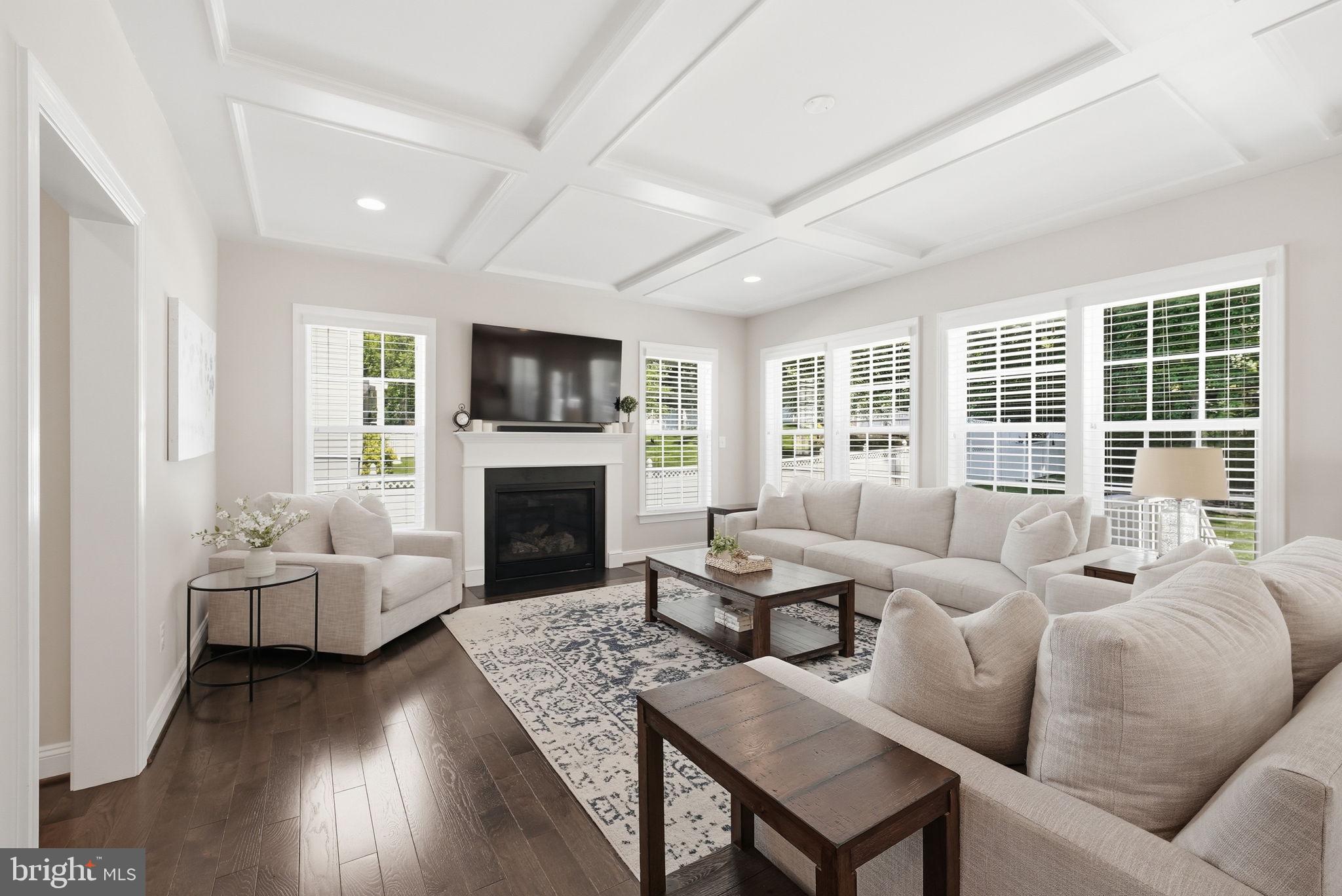 FAIRFAX ACRES - Residential
