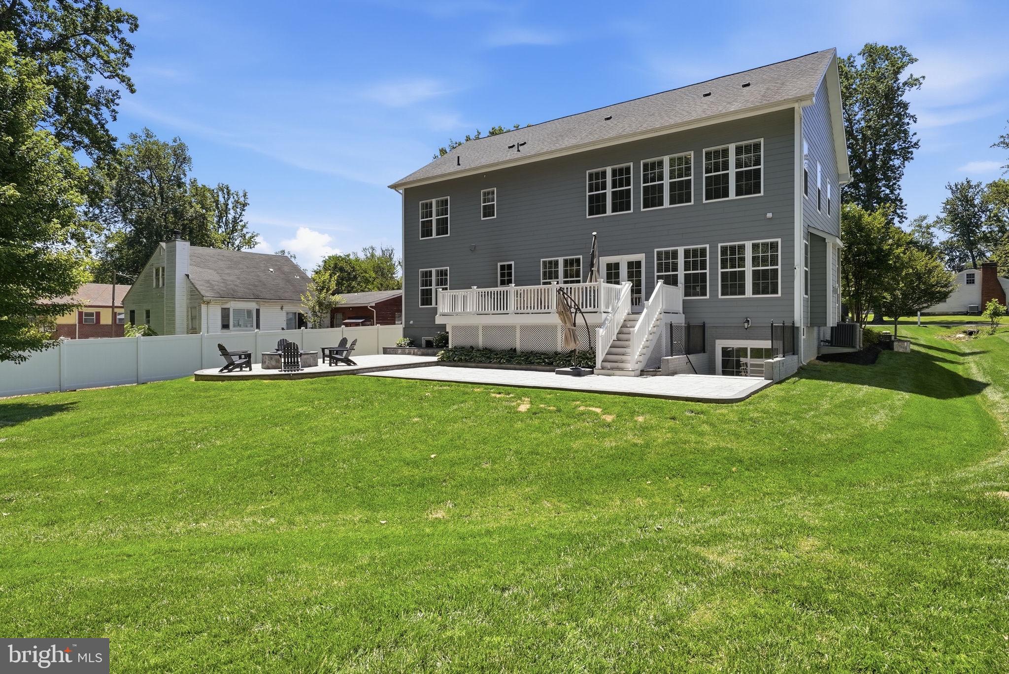 FAIRFAX ACRES - Residential