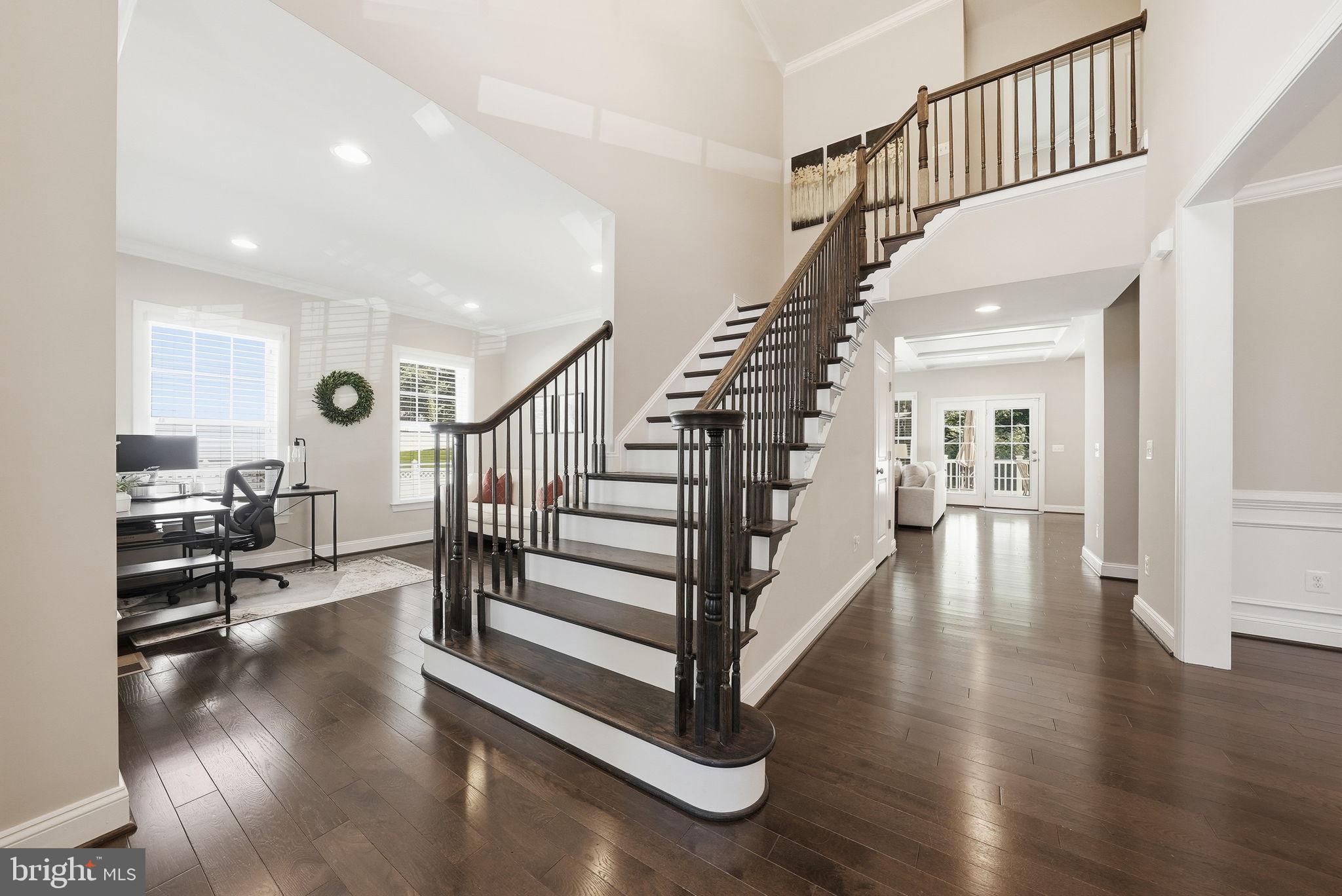 FAIRFAX ACRES - Residential