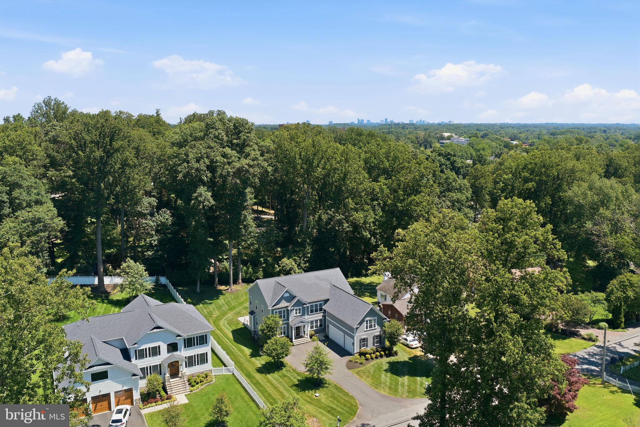 FAIRFAX ACRES - Residential