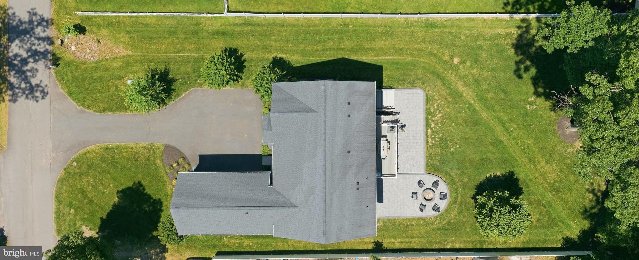 FAIRFAX ACRES - Residential