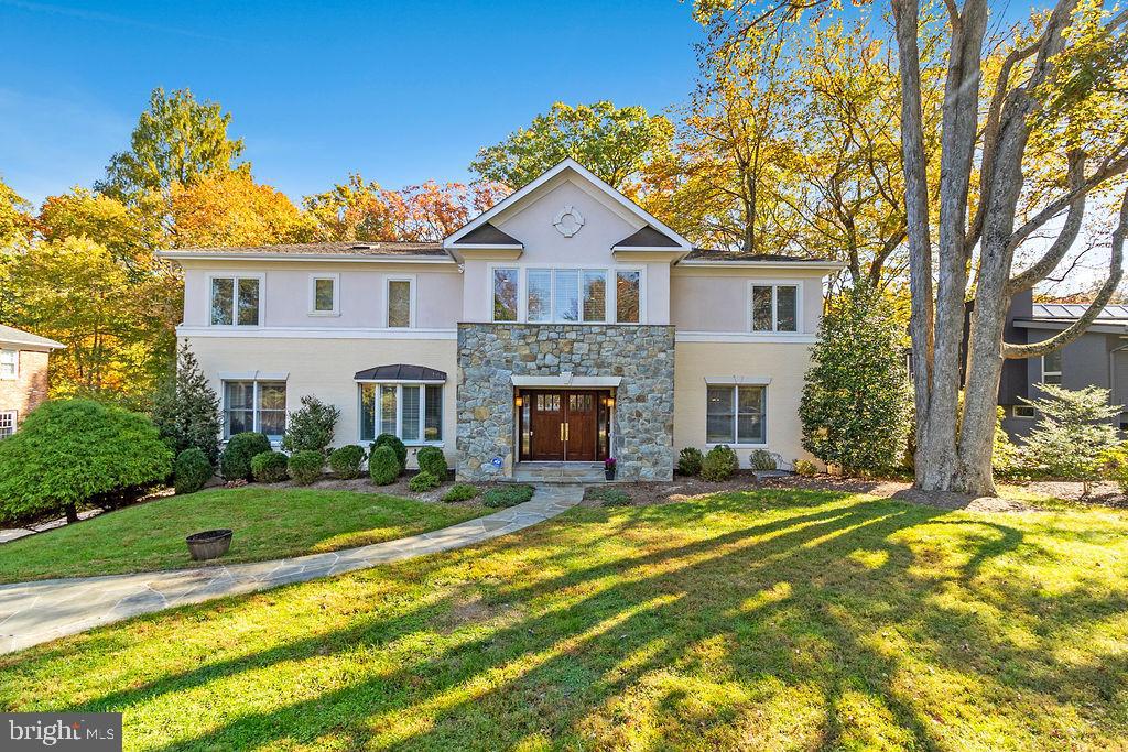 THE CLOISTERS - Residential